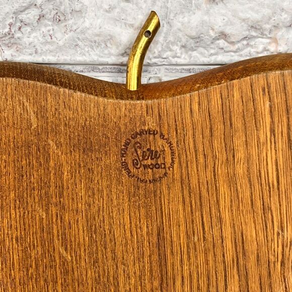 Vintage Wood Cheese Board Server Ceramic Tile Signed Fred Press Sere Fruit MCM - Picture 7 of 7